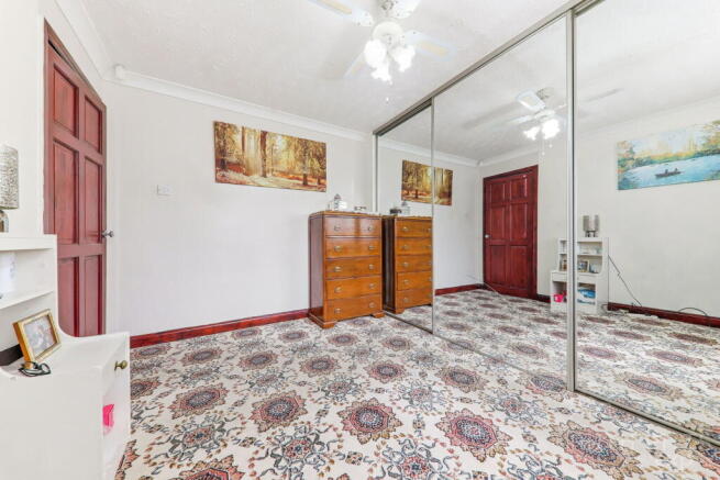 2 bed Semi-Detached Bungalow for sale Image 11