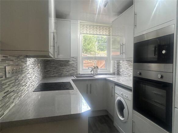 2 bed Terraced for sale Image 4