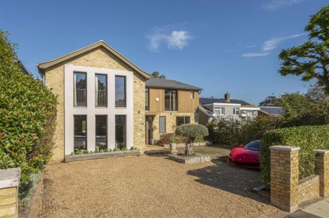 3 Beltane Drive-1.jpg