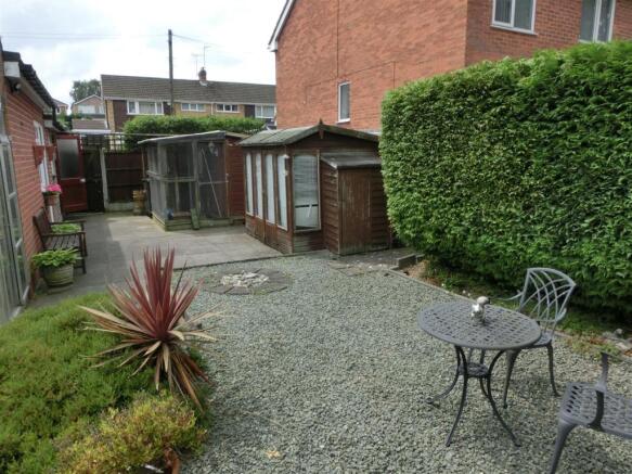 PTC 88 Side Garden.jpg