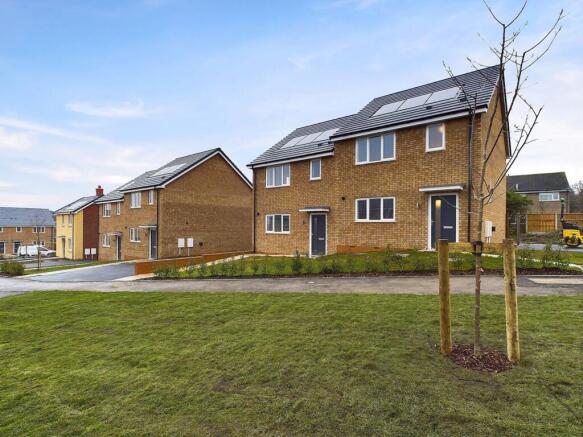 Beeley Close, North Wingfield, S42 photo 4