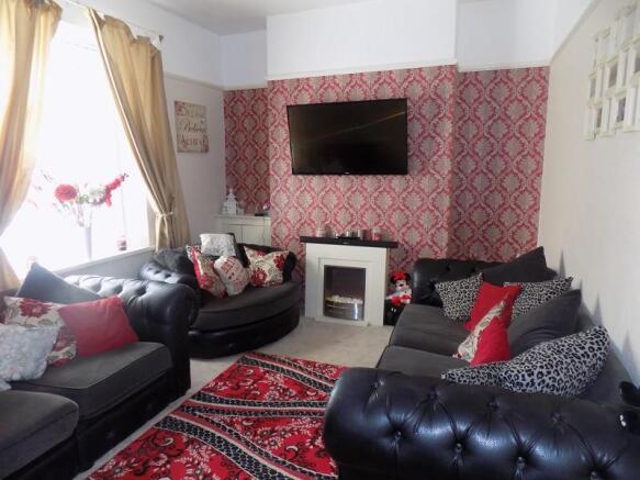 Lounge / Dining room