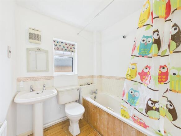 Goodwood Close, Market Harborough, – další