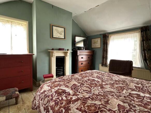 Bed 1.JPG