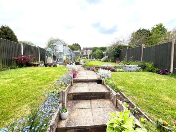 56 hardie avenue (19).jpeg