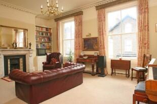 drawing room