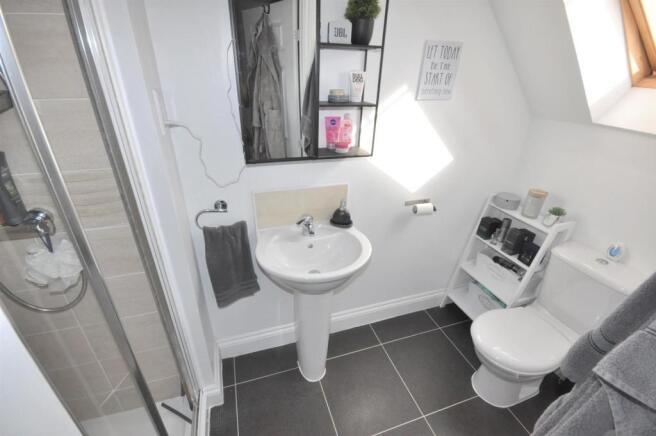 ENSUITE SHOWER ROOM