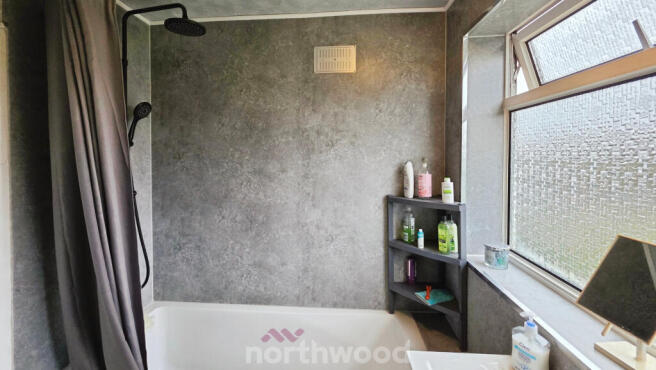 3 bed Semi-Detached for sale Image 8