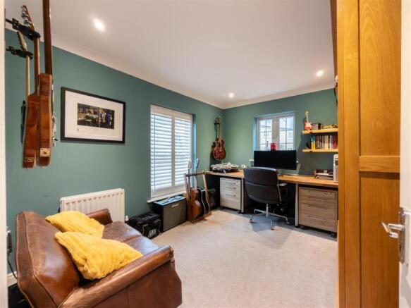 20260202093000 - 2026-02-02_11-48-37 - 42 Harrier 