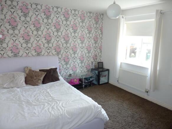 Guest bedroom