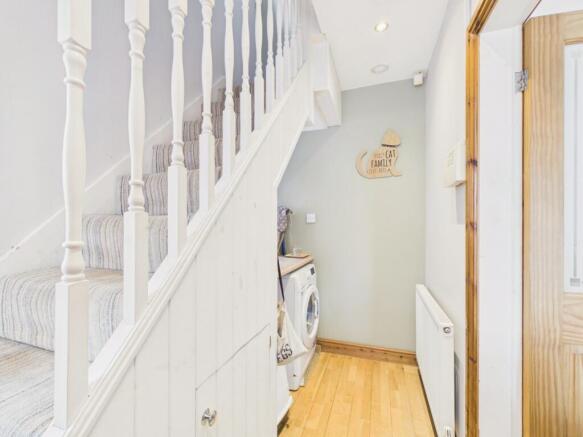 3 bed Semi-Detached for sale Image 10
