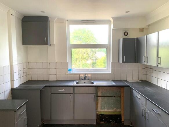 Second Avenue, Porthill, Newcastle, ST5 8NS photo 5