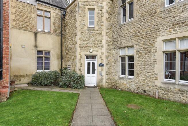 External View 4