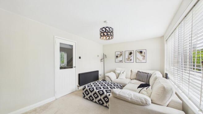 Living Room (3)