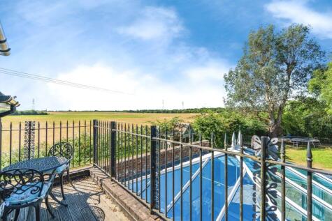 Bury Farm Cottage, Bury Road, Marchwood, Southampton, SO40