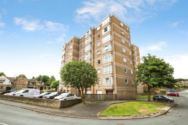 1 bed Flat for sale Image 5