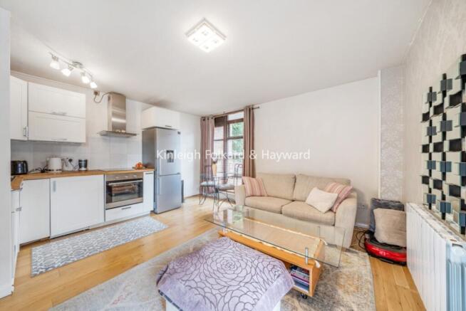 e216ef4a-dba1-4f91-8