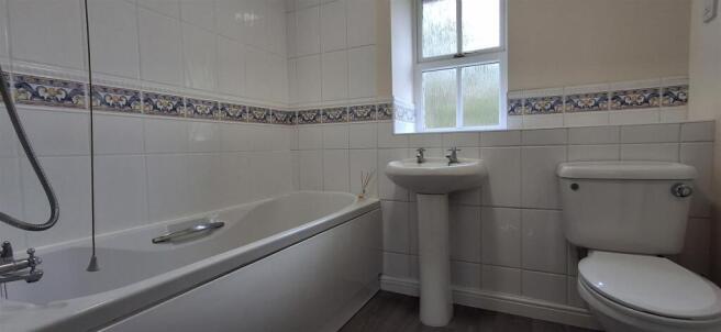 bathroom new.jpg