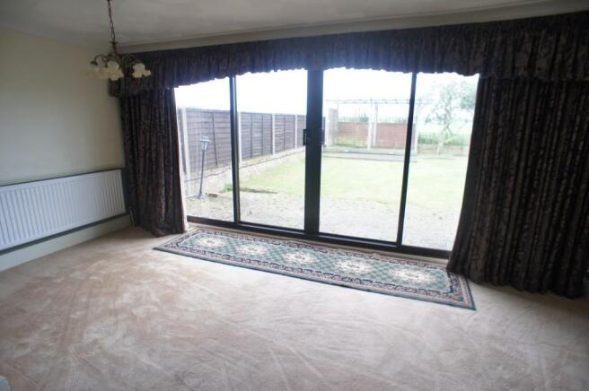 Spacious Dining Room