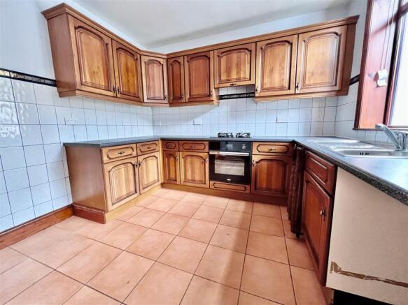2 bed Terraced for sale Image 4