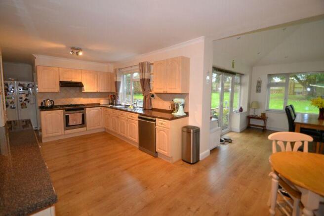 Kitchen/Breakfast Room