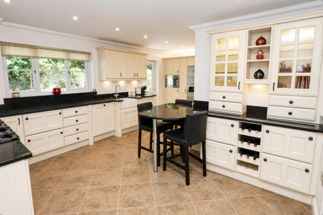 Kitchen/Breakfast Room