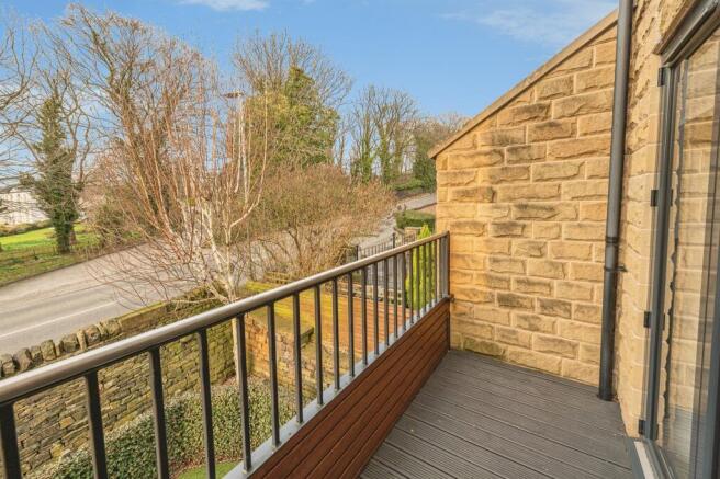 2 bed Town House for sale Image 8