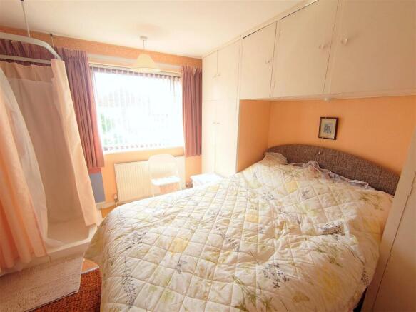 Bedroom 2.jpg
