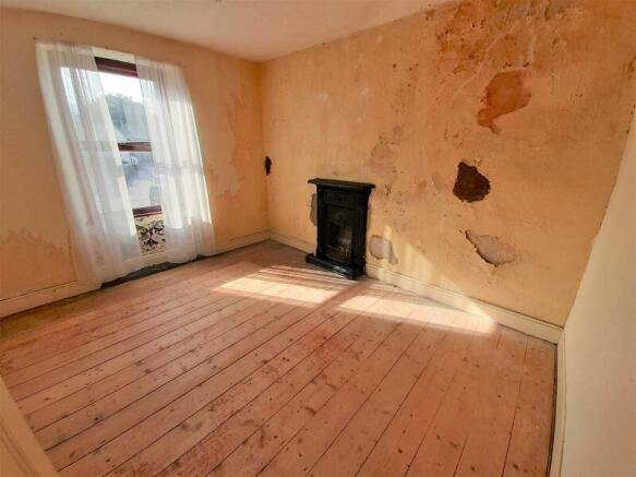 Bedroom Front
