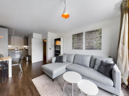 Flat 17, 7 17 Leeward Court, Yeoman Street, London SE8 5DT