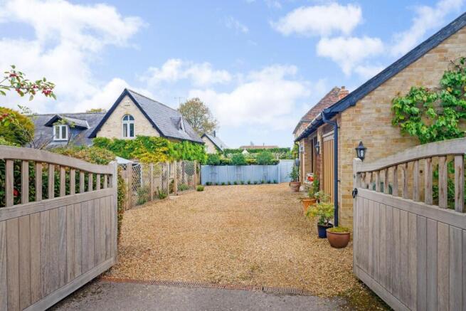 98059_The-Old-Dairy-Stratford-Sub-Castle  (5).jpg