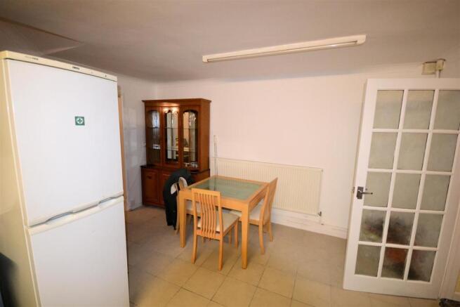 kitchen/breakfast room