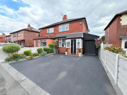 Kingsway, Bredbury, Stockport, SK6 2PB