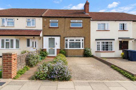 Birkbeck Way, Greenford