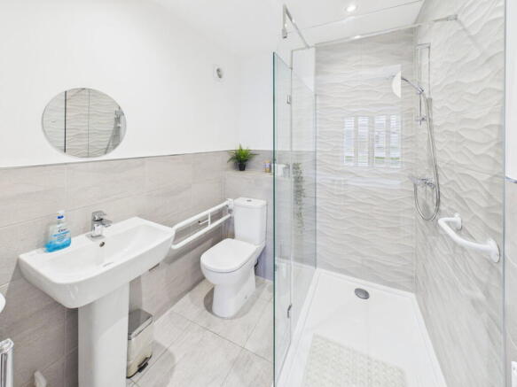 3 bed Detached Bungalow for sale Image 10