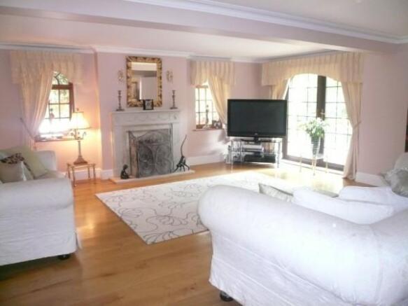Formal Lounge