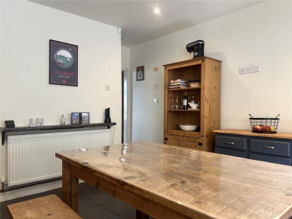 2 bed Terraced for sale Image 7