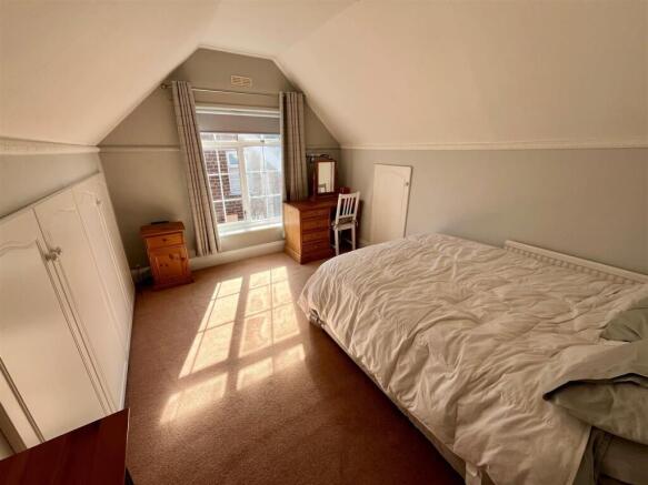 3 bed Detached Bungalow for sale Image 10