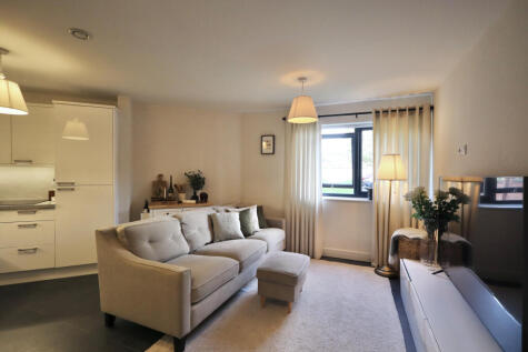 Apartment 1, Chataway House, Leach Road, Chard, Somerset