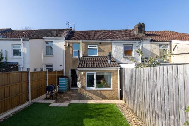 4 Mayors Building Road, BS16-28.jpg