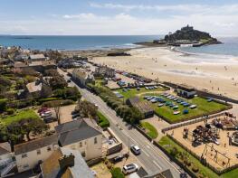 1, St Pirans Court, West End, Marazion TR17 0EF