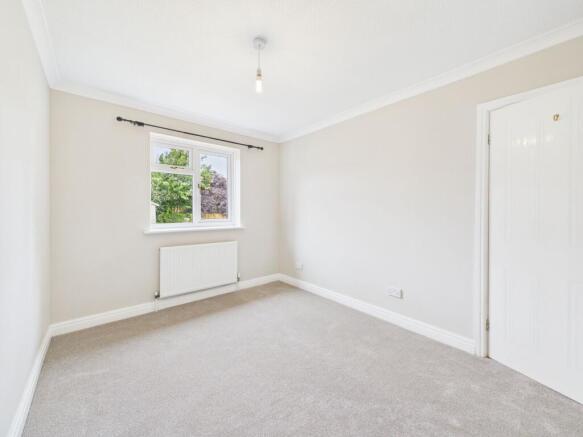 2 bed Semi-Detached for sale Image 9