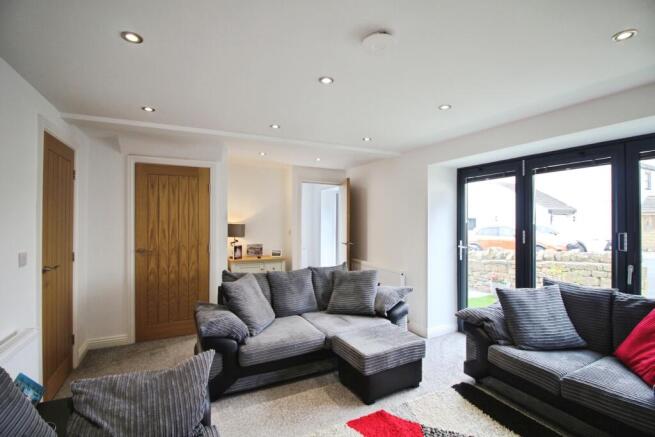 3 bed Not Specified for sale Image 5