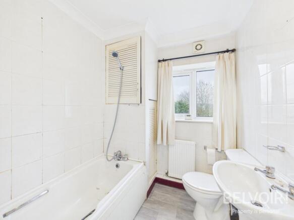 Manor Rise, Walton, Stone, ST15 photo 3