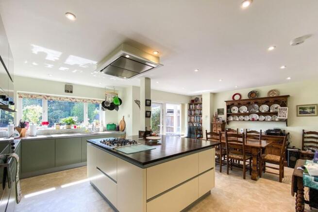 Kitchen/Dining Room
