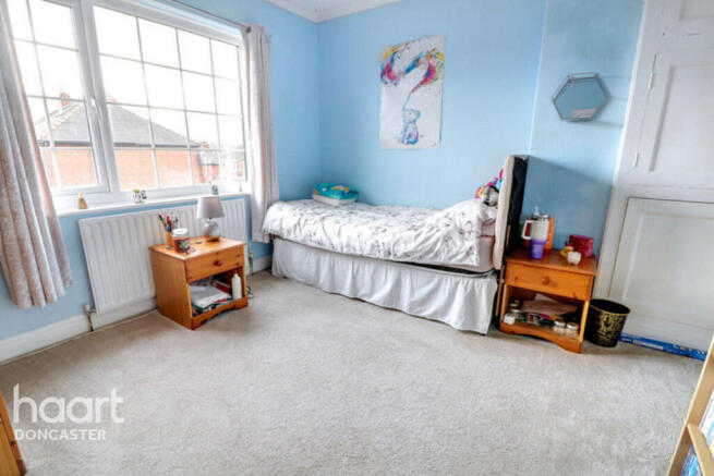 4 bed Terraced for sale Image 9