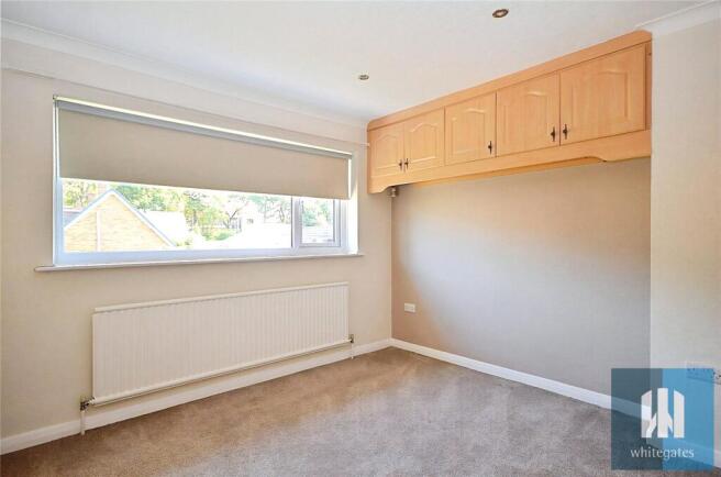 4 bed Semi-Detached to rent Image 5