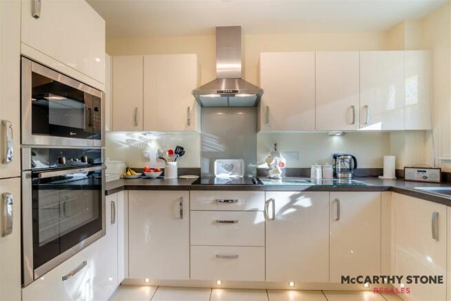 8628071-interior17.jpg