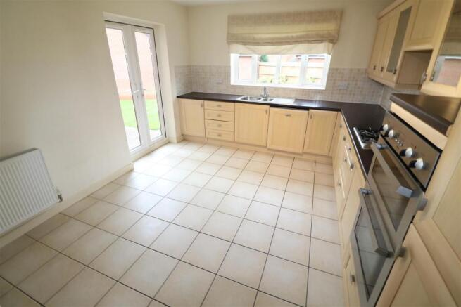 Kitchen/Breakfast Ro