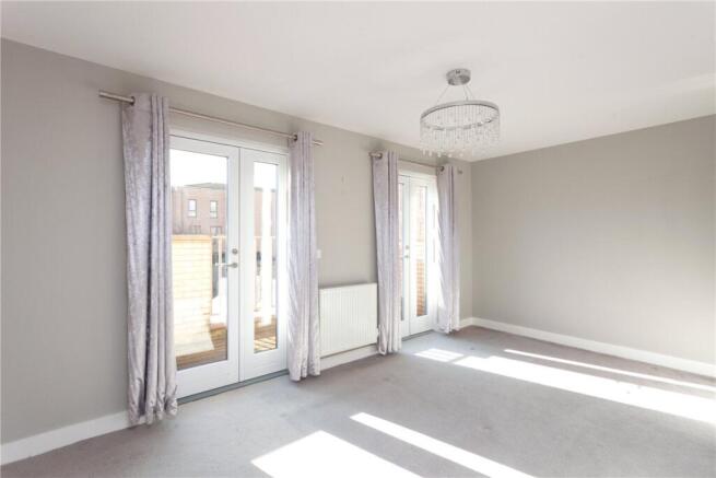 4 bed Terraced for sale Image 6